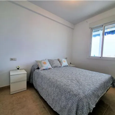 Junto Paseo Maritimo Piscinas Jardines Y Parking * Marbella