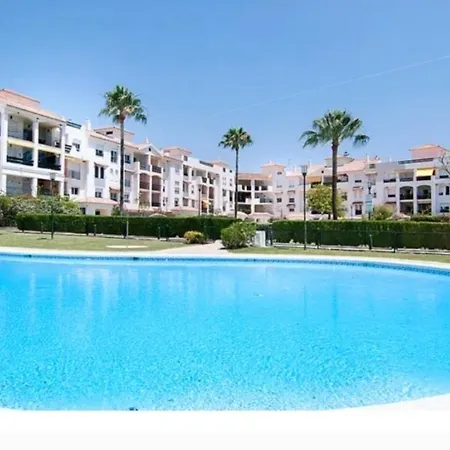 Junto Paseo Maritimo Piscinas Jardines Y Parking Apartment Marbella