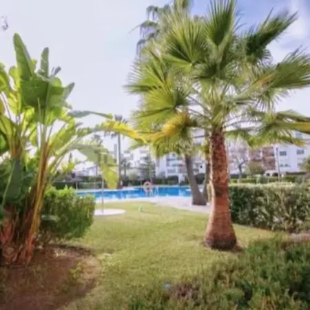Apartment Junto Paseo Maritimo Piscinas Jardines Y Parking